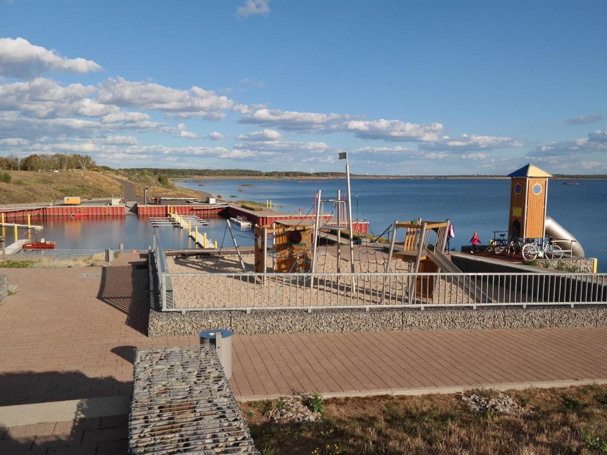 Ferienwohnung Seenland Grossraschen Bagian luar foto